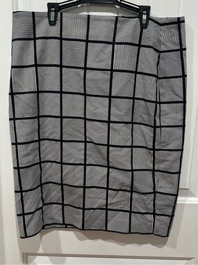 Ann Taylor Black and White Grid-Print Pencil Skirt